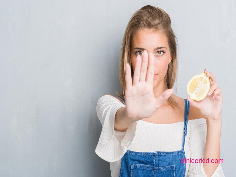 موادی که نباید هرگز به پوست صورتتان بزنید کلینیک ارکید