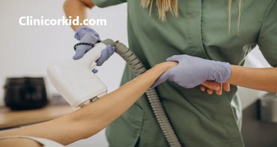 بهترین کلینیک لیزر موهای زائد در پونک | کلینیک ارکید